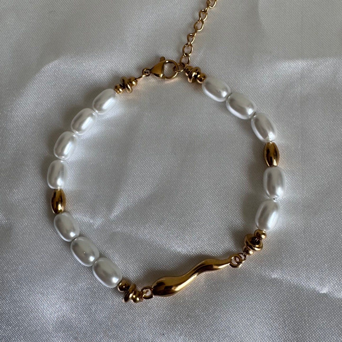 Alma bracelet