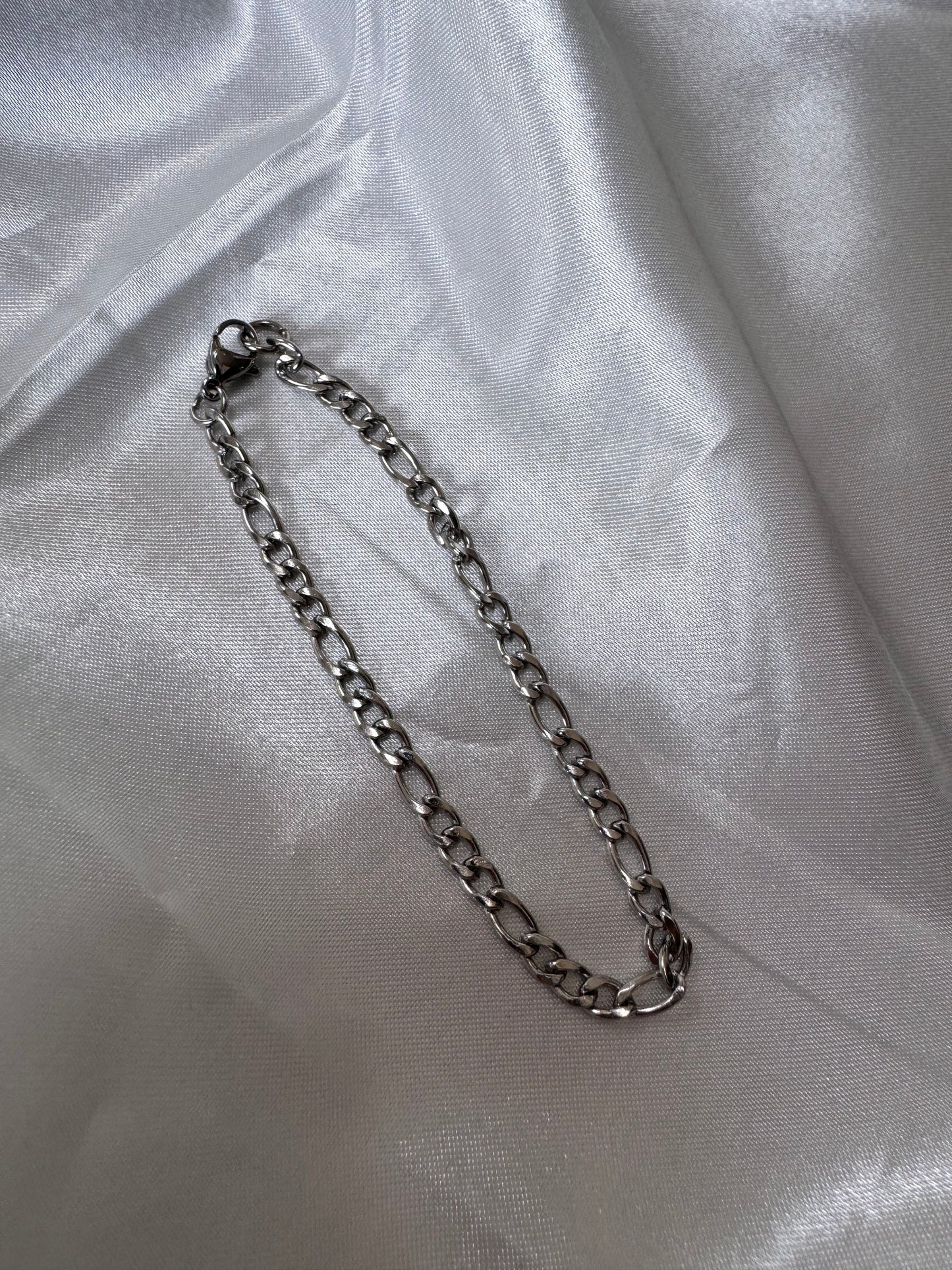 Chain bracelet