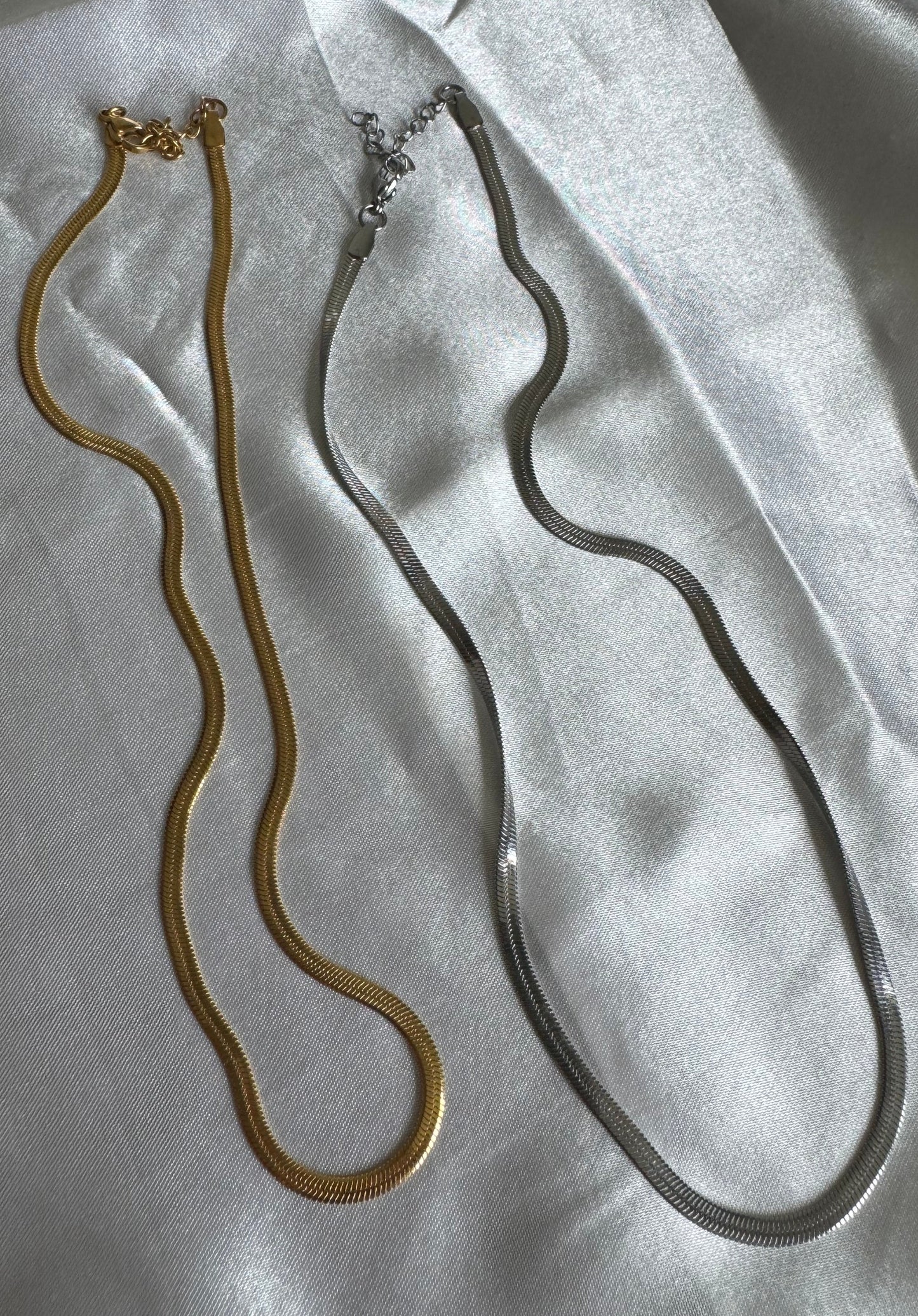 Amelia necklace
