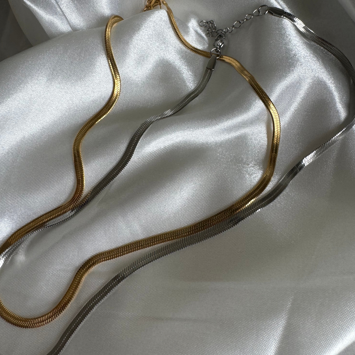 Amelia necklace